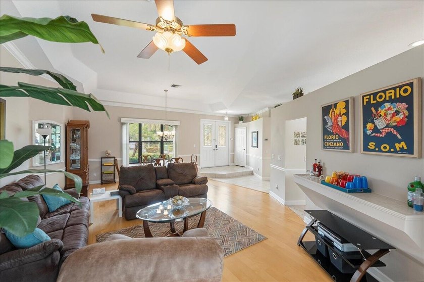 Come see this hidden 4/2/2 with a waterfront pond view in the - photo 8