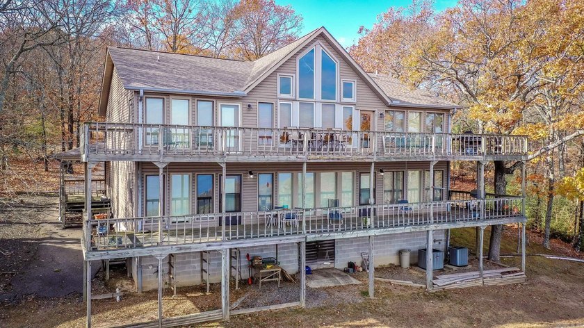 The BEST view on the Lake! 2 brand new decks just completed! - photo 50