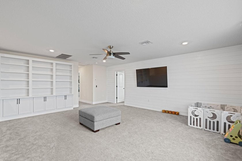 Lake views, luxury vibes, and loaded with space- welcome this 5 - photo 28