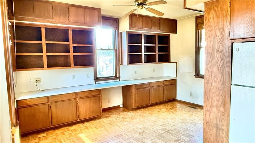 Charming Historic Home Just Off the Parkway .Discover this - photo 14