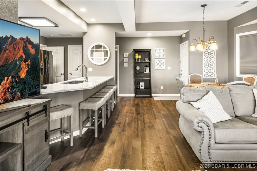 Welcome to your dream retreat! This immaculate 3-bedroom, 2-bath - photo 21