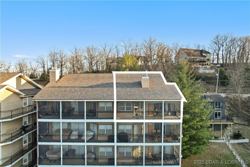 Welcome to your dream retreat! This immaculate 3-bedroom, 2-bath - photo 22