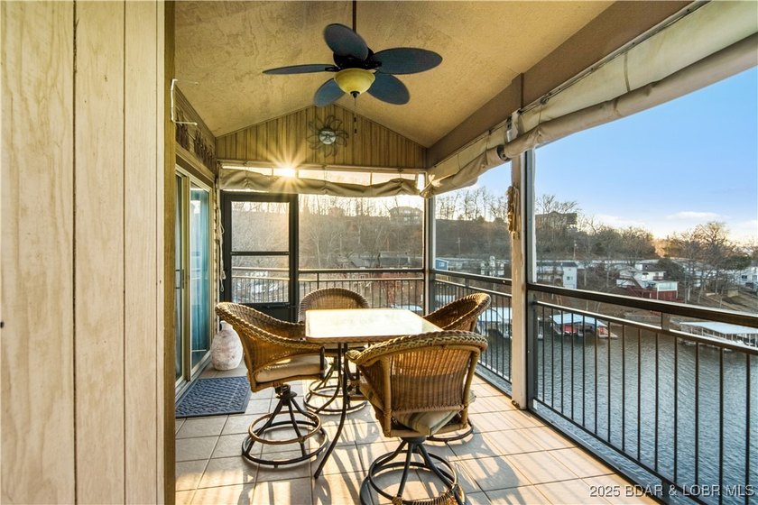 Welcome to your dream retreat! This immaculate 3-bedroom, 2-bath - photo 34