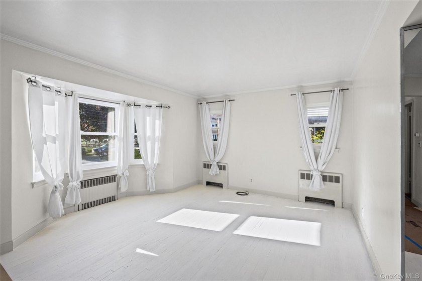 Introducing 6 Grenville Ct- Welcome to this charming 4-bedroom - photo 3