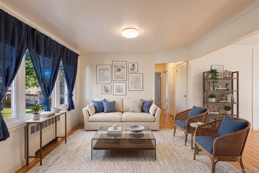 Introducing 6 Grenville Ct- Welcome to this charming 4-bedroom - photo 5