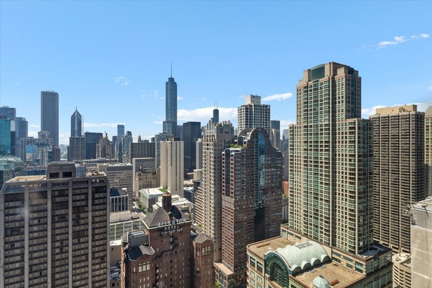 Masterfully reimagined by acclaimed architectural firm - photo 32