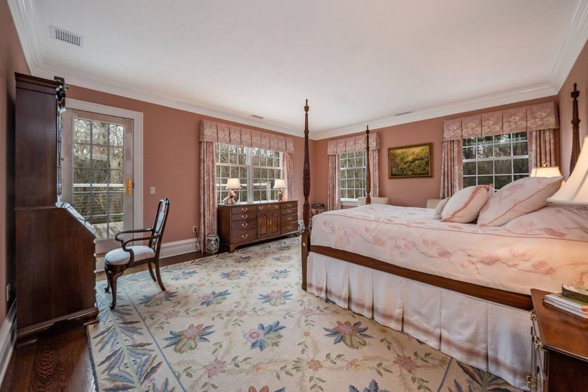 Luxury Property Auction: 11-25 June. Current High Bid: $1,400 - photo 20