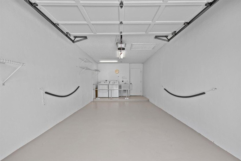Immaculate and move in ready, this light and bright first floor - photo 34