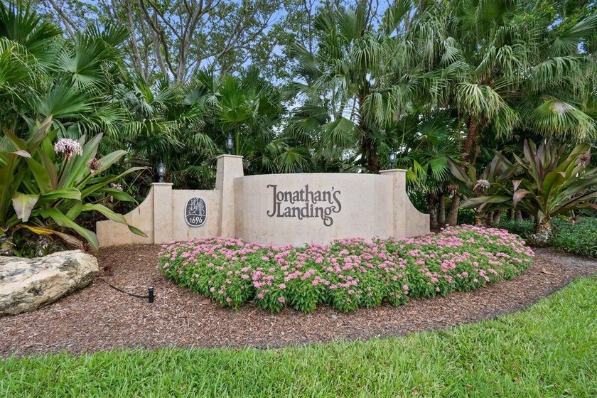 Immaculate and move in ready, this light and bright first floor - photo 45