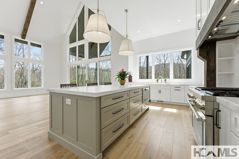 Welcome to an extraordinary new construction home in the - photo 17