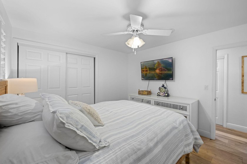 Experience effortless coastal luxury in this one-of-a-kind - photo 38
