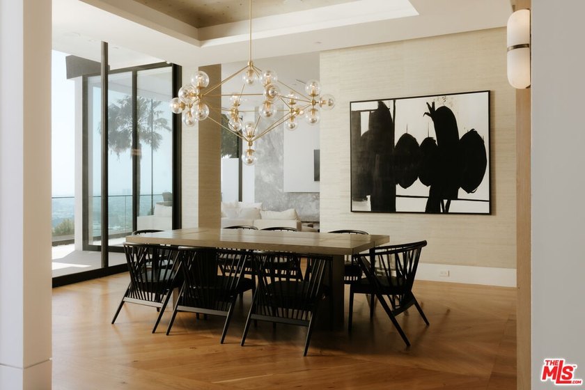 Boasting A+ panoramic views that are among the most - photo 8