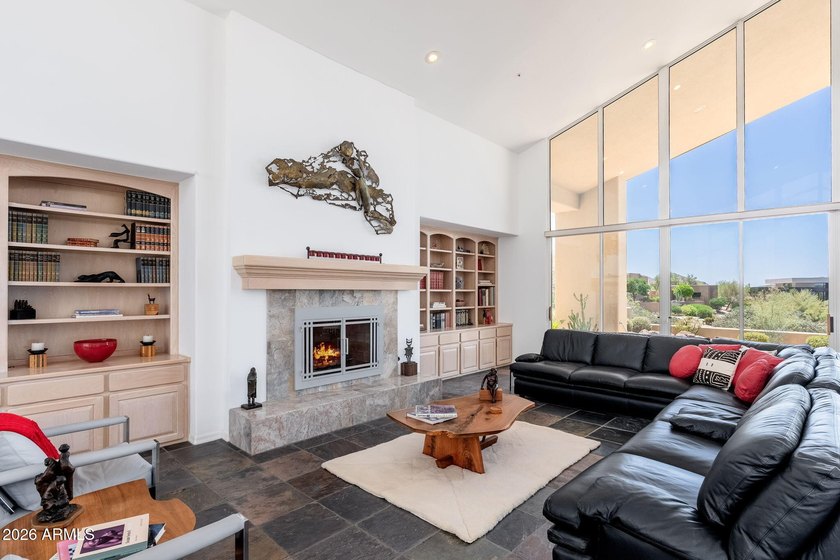 Offered for the first time ever, this contemporary residence - photo 8