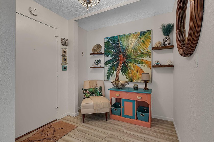 Beautifully updated 2-bedroom, 2-bath condo offering 1,170 - photo 19