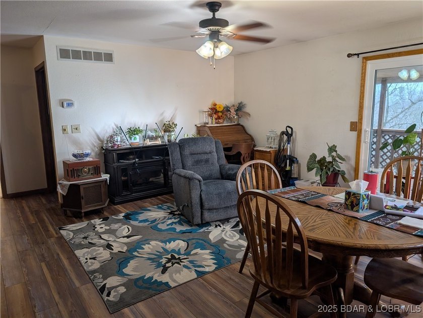 What a lovely family home with large rooms so close to the Lake - photo 22
