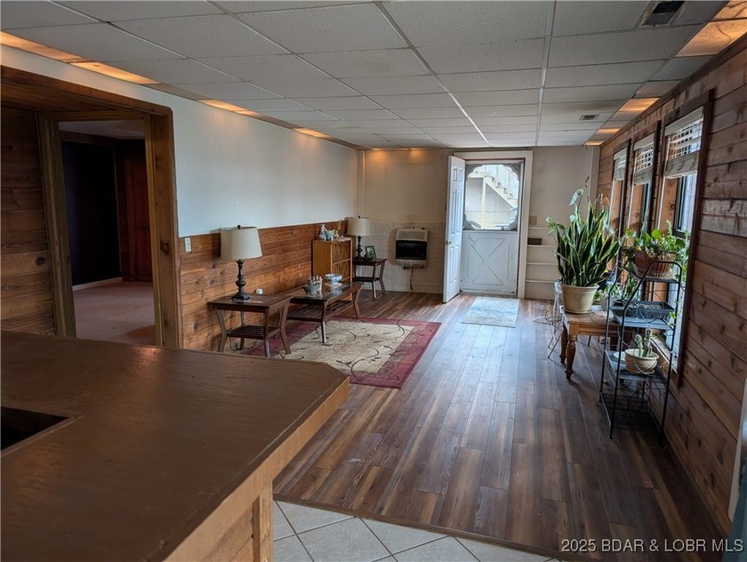 What a lovely family home with large rooms so close to the Lake - photo 40