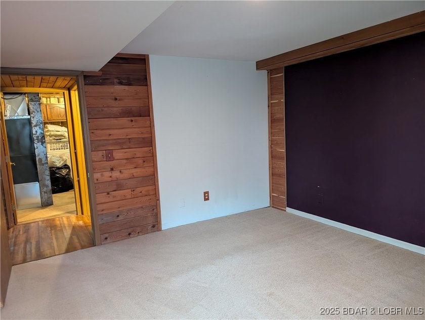 What a lovely family home with large rooms so close to the Lake - photo 47