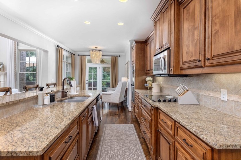 Welcome to your own private sanctuary in the highly desirable - photo 13