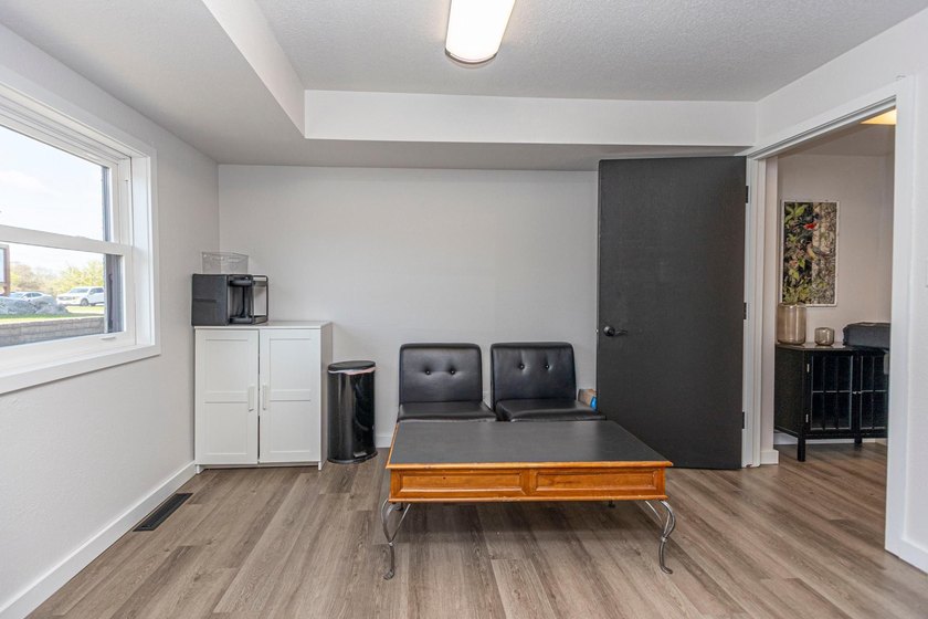 Calling all investors. This is a one in a lifetime opportunity - photo 16