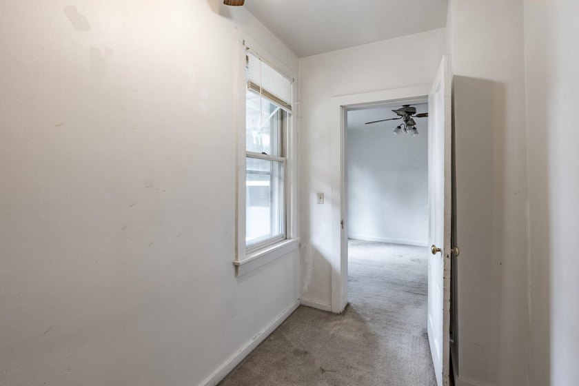 Expand your investment portfolio with this well-maintained - photo 23
