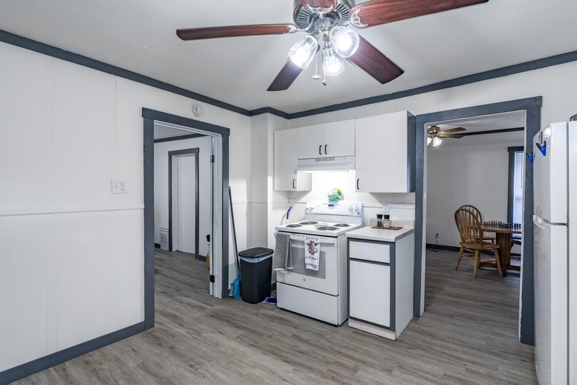 Expand your investment portfolio with this well-maintained - photo 38