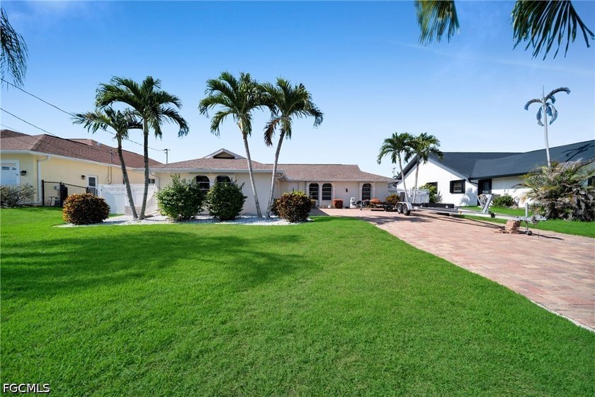 Beautiful property located in a very desirable area. This 3 - photo 5