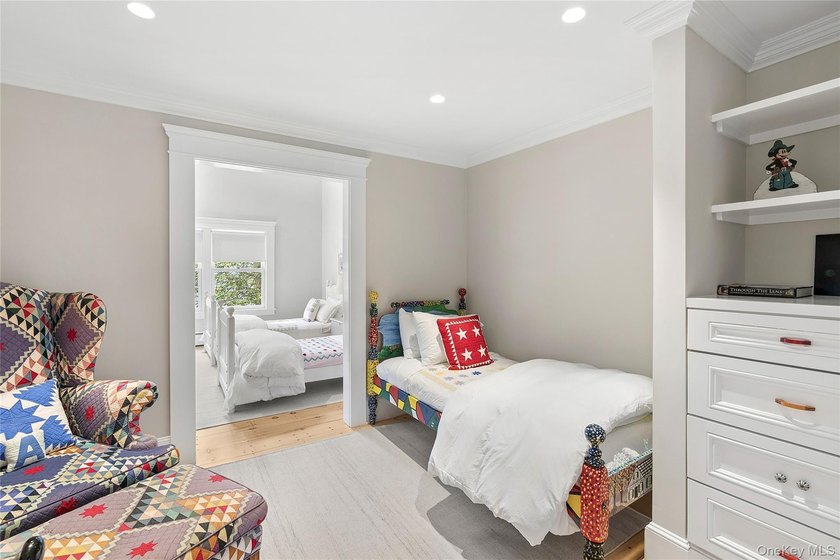 Set in the heart of Southampton Village, this award-winning - photo 21