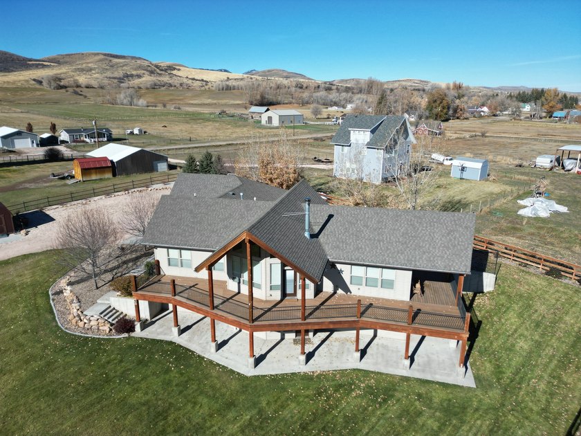 Price reduced No HOA, bring the family &amp; all your friends to - photo 22