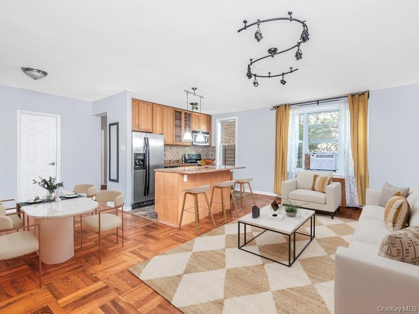 Welcome to 5601 Riverdale Ave #unit 3R. This beautiful move-in - photo 2