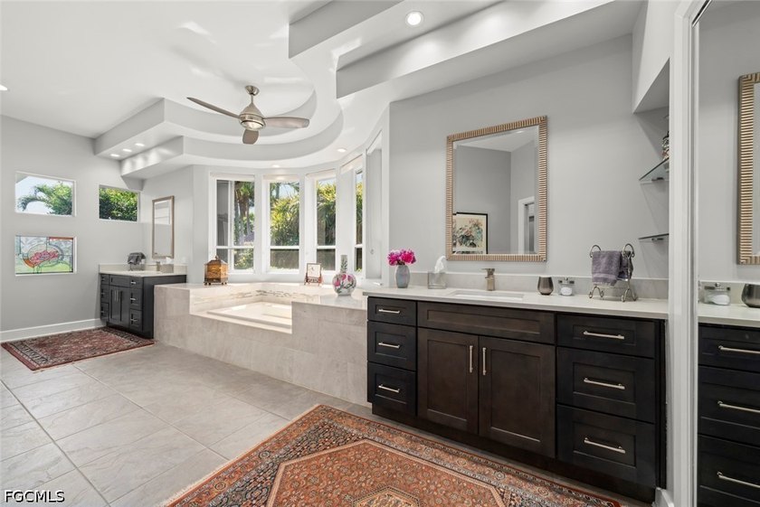 This custom contemporary classic is a truly remarkable offering - photo 10