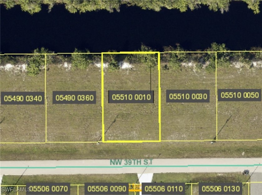 Build Your Dream Home on This Beautiful Freshwater Canal Lot! - photo 3