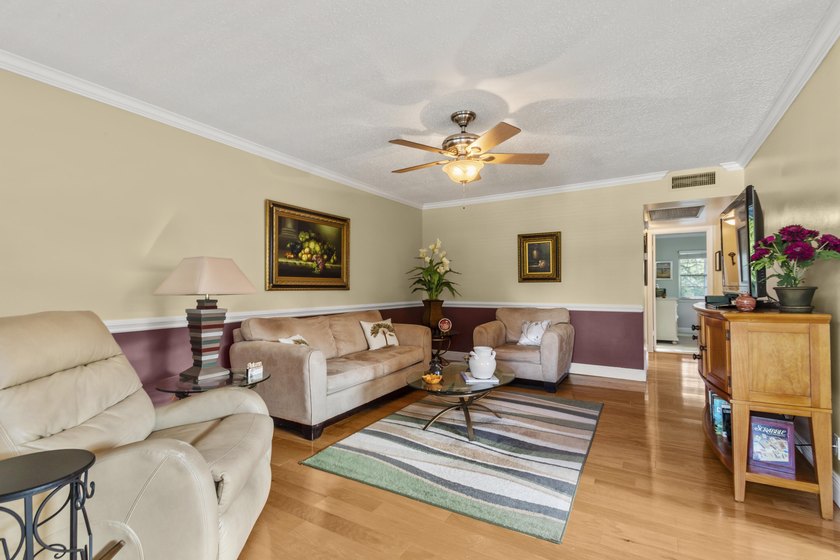 Immaculately kept waterfront condo in the desirable 55+ - photo 4