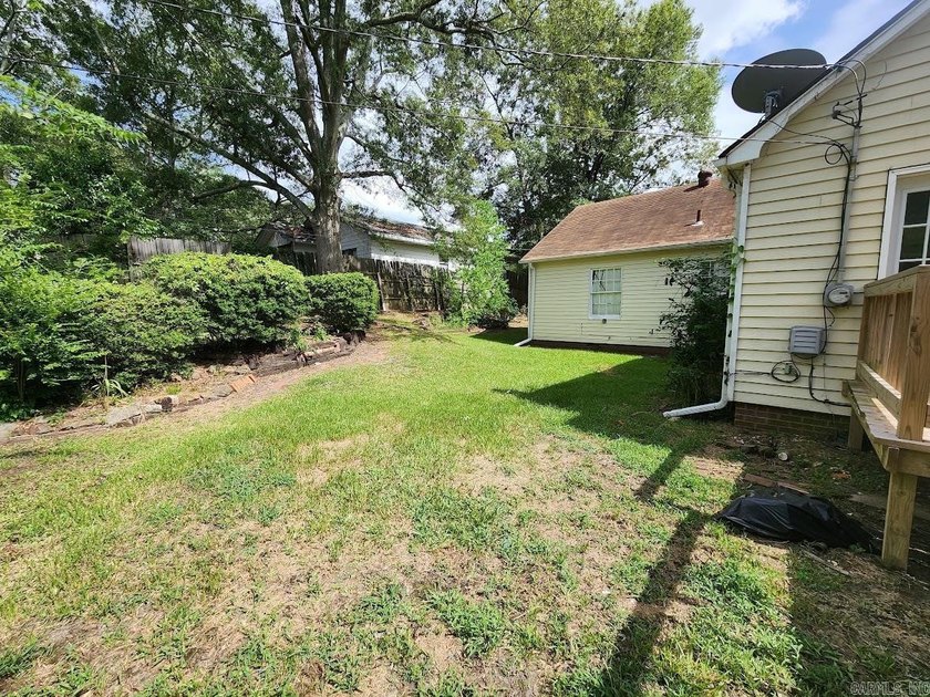 Welcome home to this charming 3-bedroom, 1-bath home that blends - photo 8