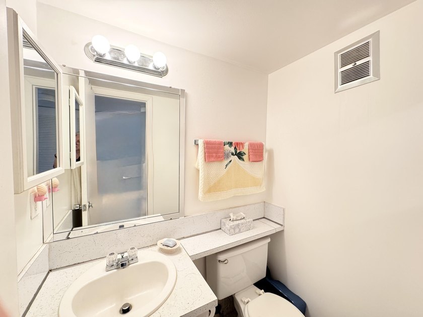 Beautifully Furnished, TURNKEY 1BD/1.5BA Condo on second floor - photo 10