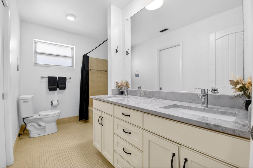 Discover the ultimate coastal lifestyle at 3651 Palm Drive in - photo 38