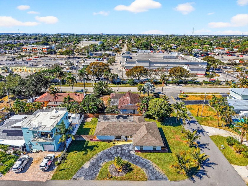 Discover the ultimate coastal lifestyle at 3651 Palm Drive in - photo 53