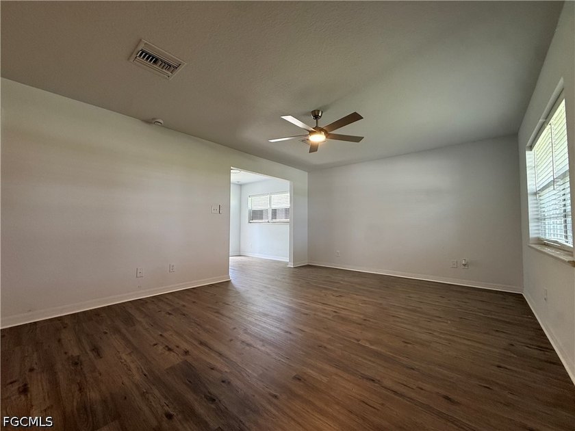 Beautiful 3 bedroom 2 bath CBS home on oversized waterfront lot - photo 2