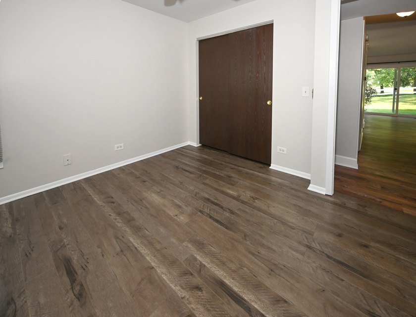 Freshly painted, immaculate 1st floor ranch unit on Fox Run Golf - photo 17