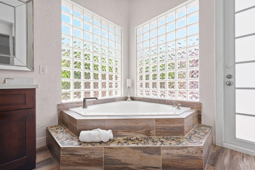 Welcome to Seasons, one of Central Boca Raton's most - photo 38