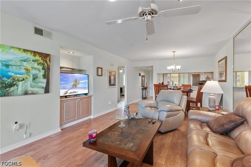 This first-floor, two-bedroom condominium in the Breckenridge - photo 7