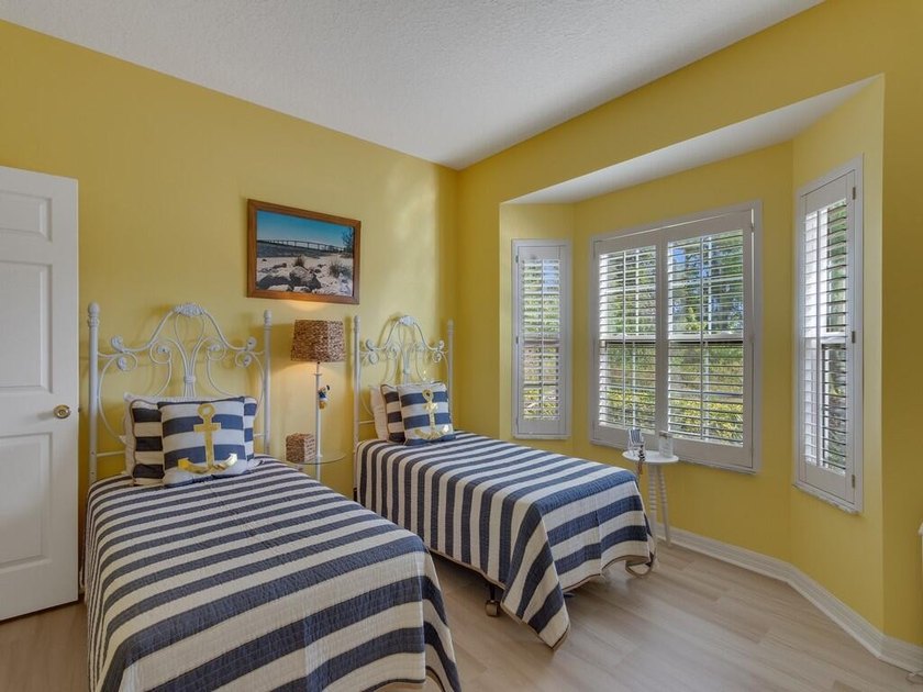 Located on the 5th tee at Gator Trace CC, this beautiful villa - photo 27