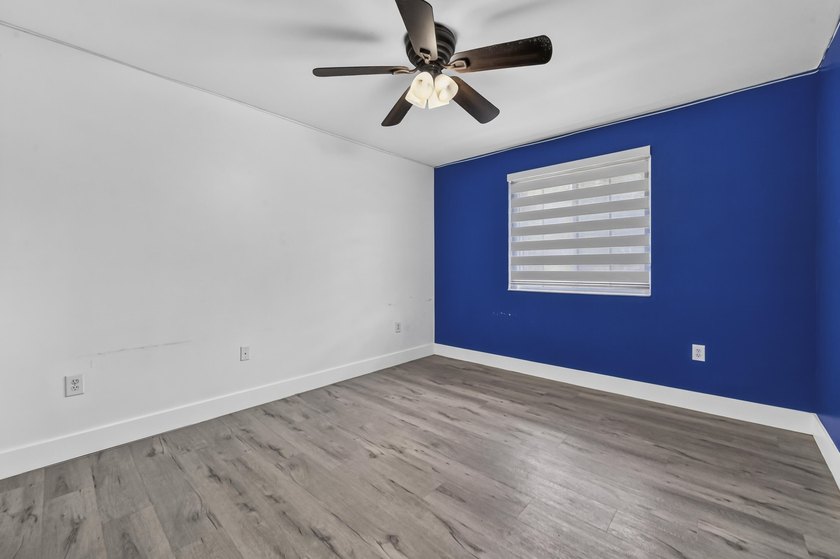 Country Lakes in Miramar, FL. Offering 2,504 square feet of - photo 31