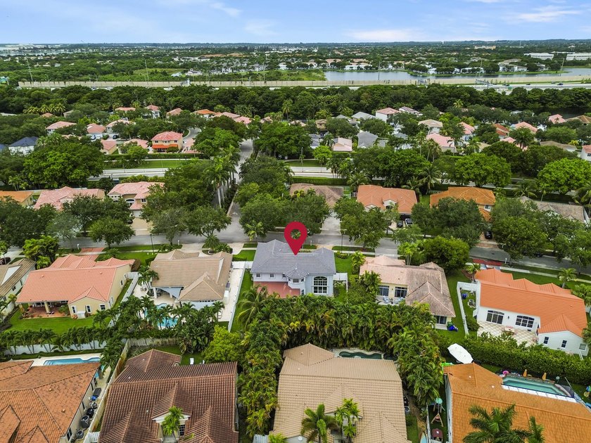 Country Lakes in Miramar, FL. Offering 2,504 square feet of - photo 47