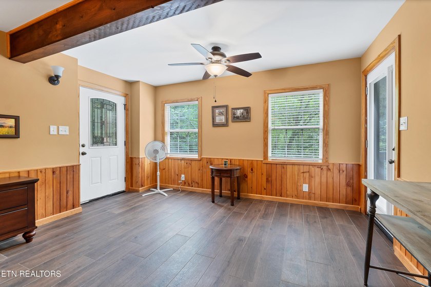 REDUCED $39,100.00! This mountain home has been renovated inside - photo 36