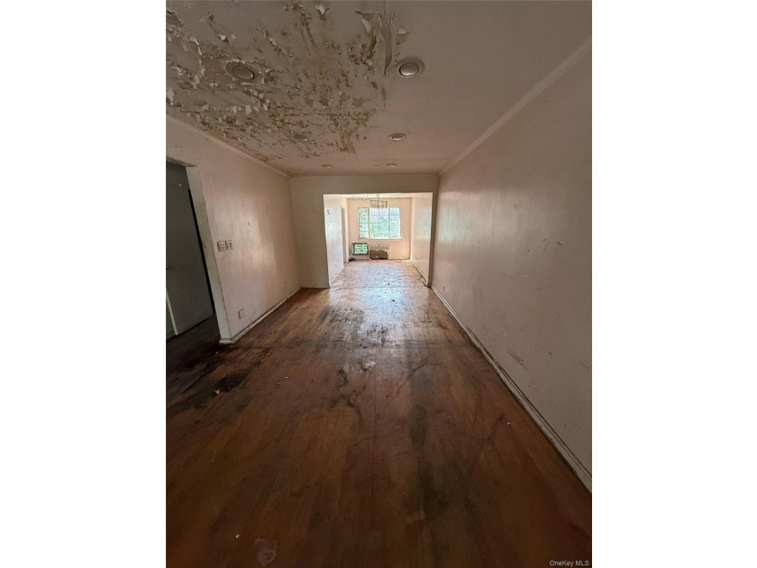 A rare find in Flushing! 144-10 Gravett Rd is being sold as-is - photo 3