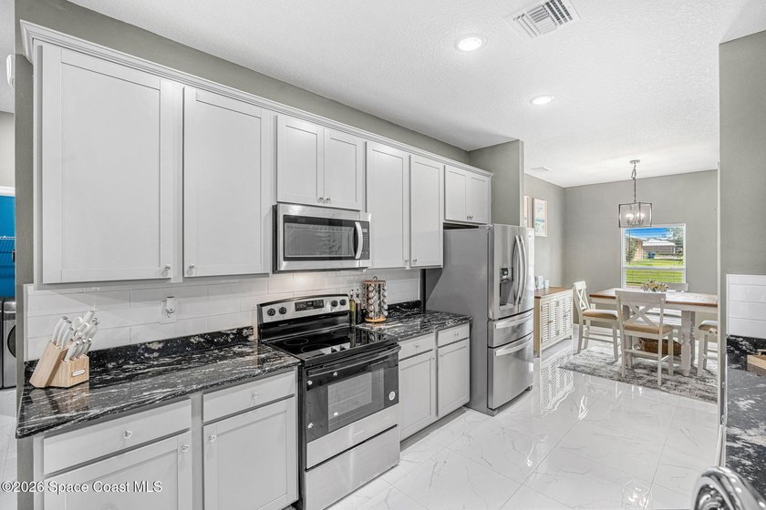 Beautiful new construction to be completed by July. Builder - photo 22