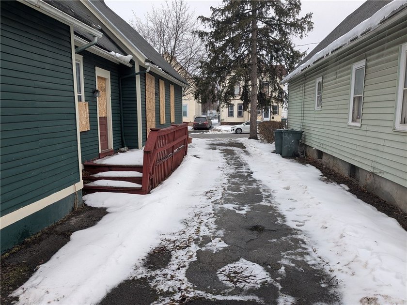 Great value-add DUPLEX opportunity! Property sustained a house - photo 26