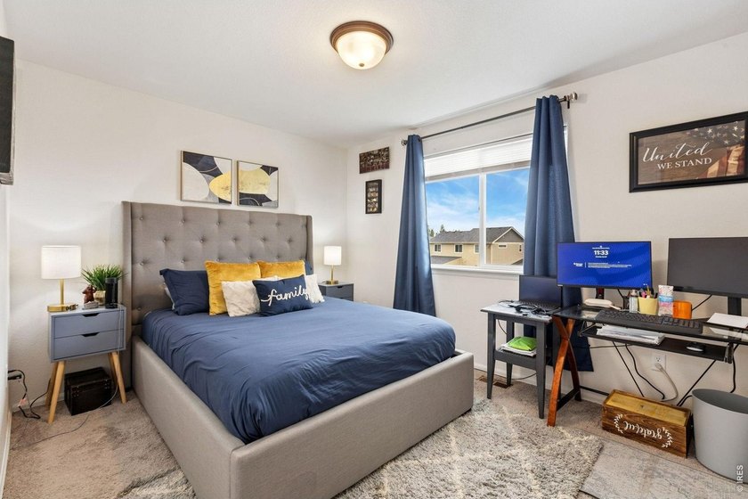 Looking for space to grow? This beautiful home offers 4 bedrooms - photo 14
