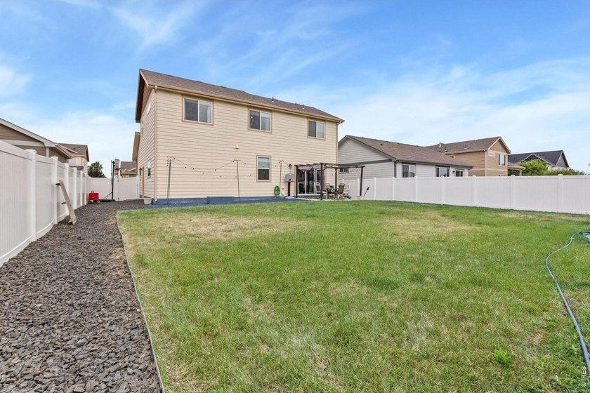 Looking for space to grow? This beautiful home offers 4 bedrooms - photo 19
