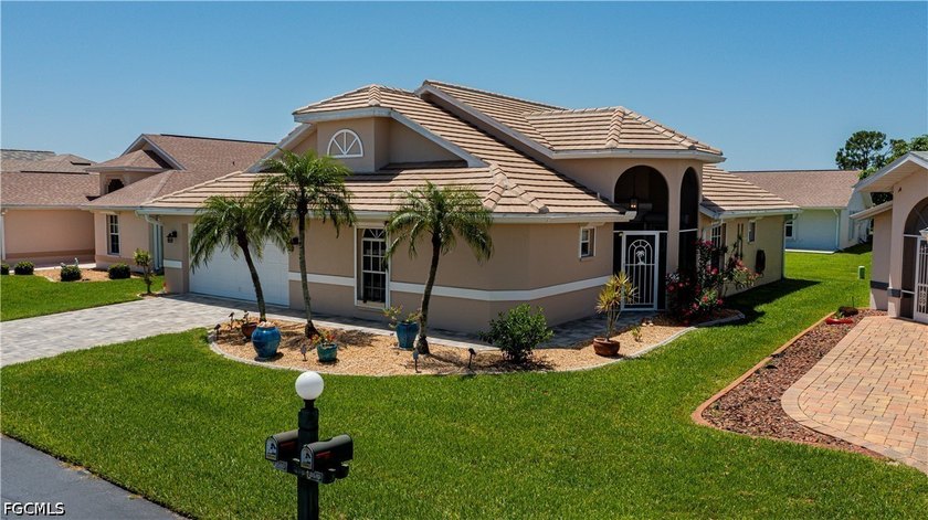 Welcome to one of the most exquisite turnkey homes in highly - photo 2